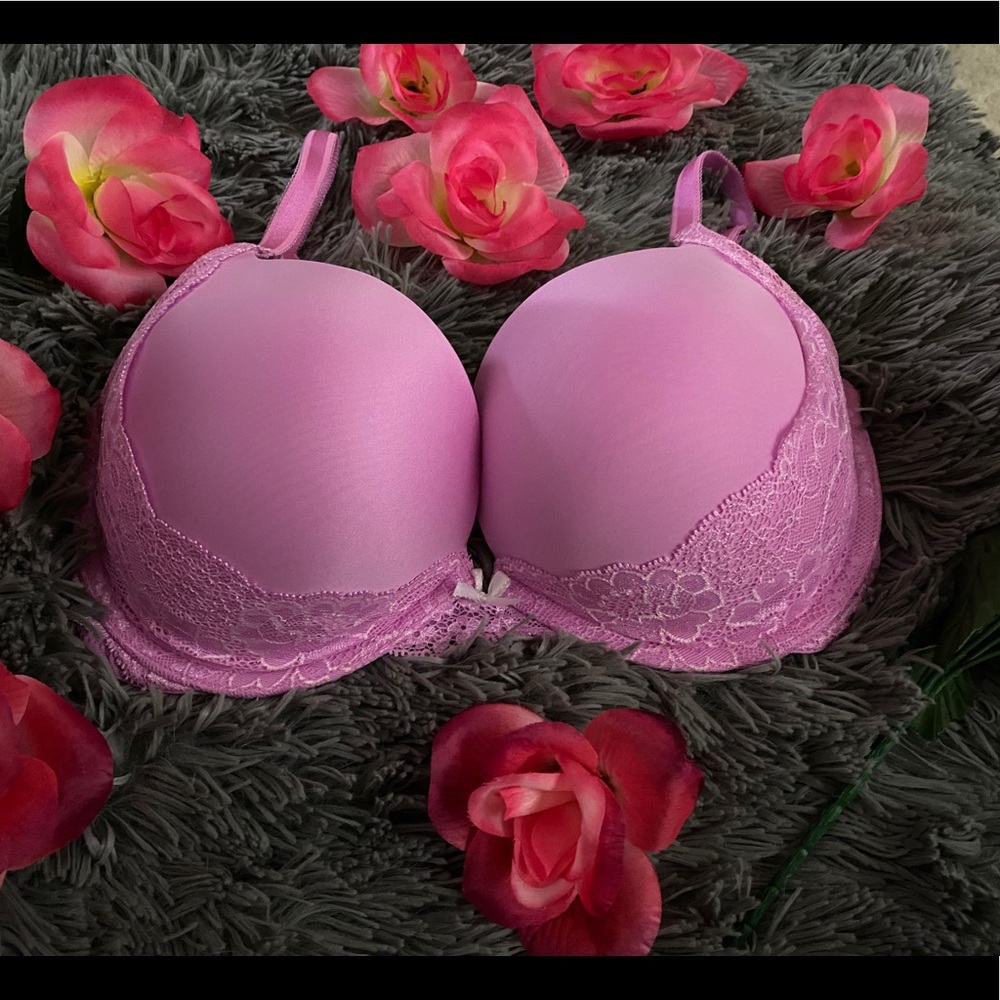 Victoria’s Secret ADD TWO CUP SIZE bra